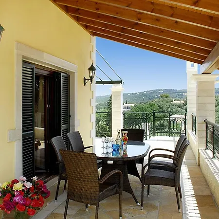 Sleeps 10 Pool Air Con Wifi فيلة كاسيوبي