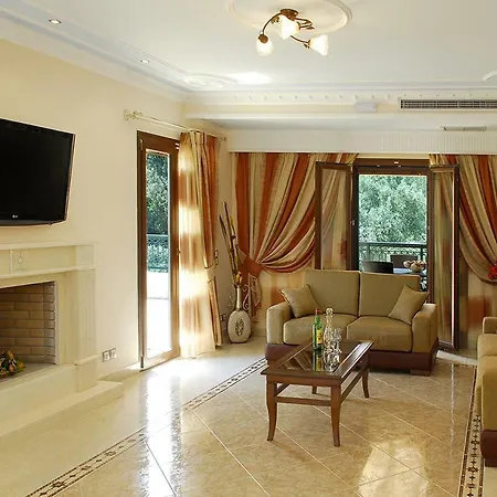 Sleeps 10 Pool Air Con Wifi فيلة *