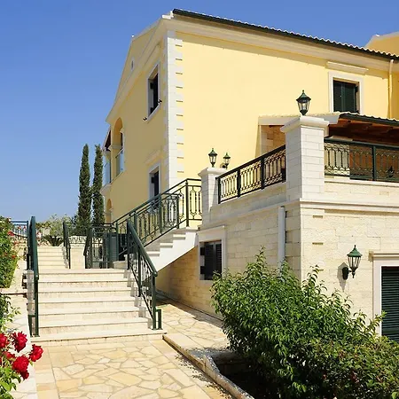 فيلة Sleeps 10 Pool Air Con Wifi كاسيوبي
